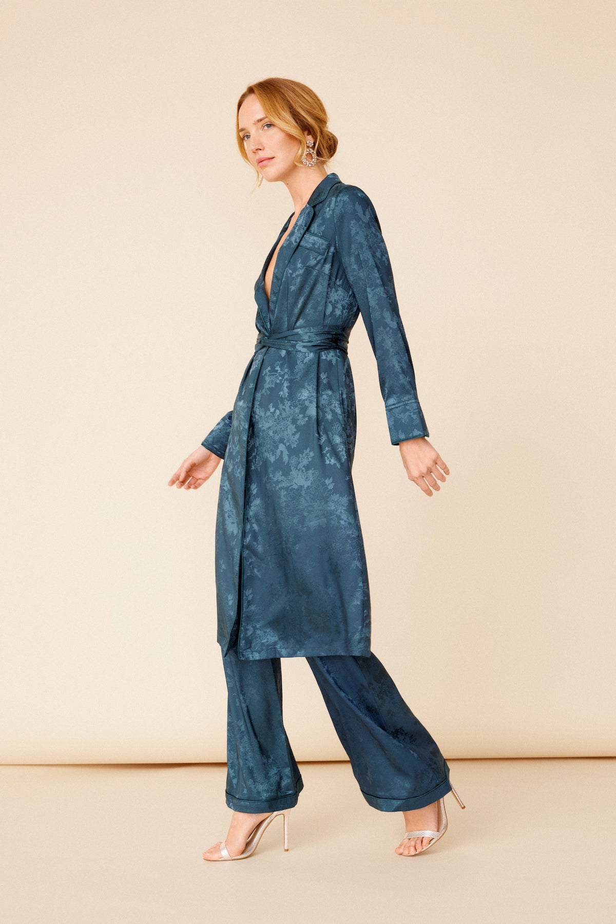 Traje Chaqueta Arissa + Pantalon Kumi Teal · Wisteria · - Bruna