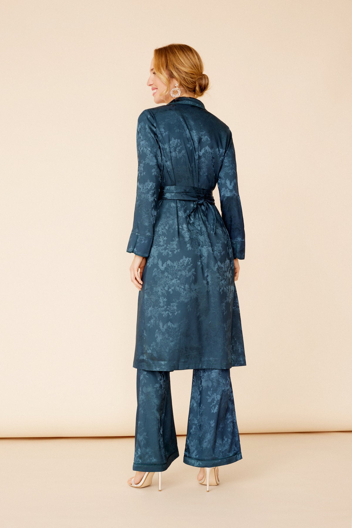 Traje Chaqueta Arissa + Pantalon Kumi Teal · Wisteria · - Bruna