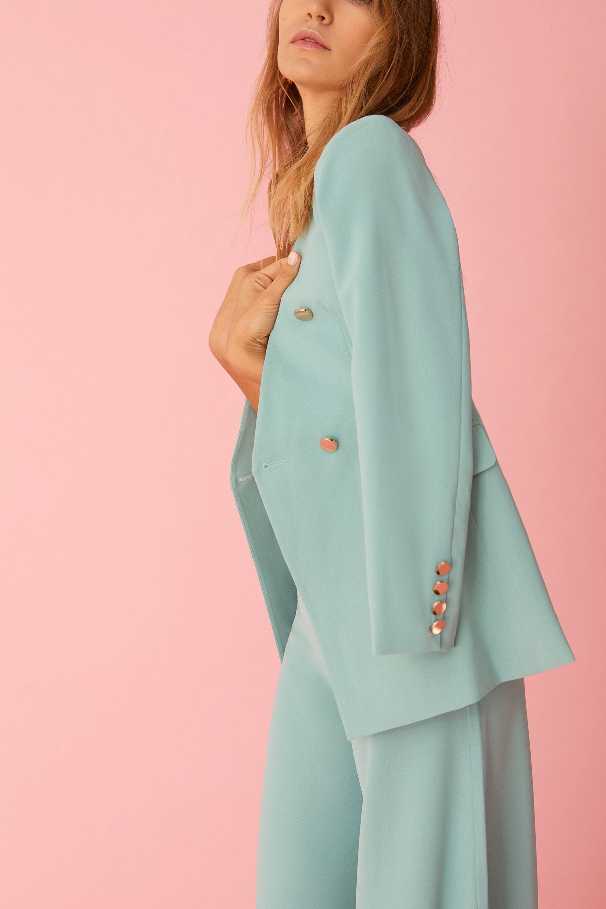 Traje Chaqueta Cornelia & Pantalon Lyn Verde · Pretty in Pink · - Bruna