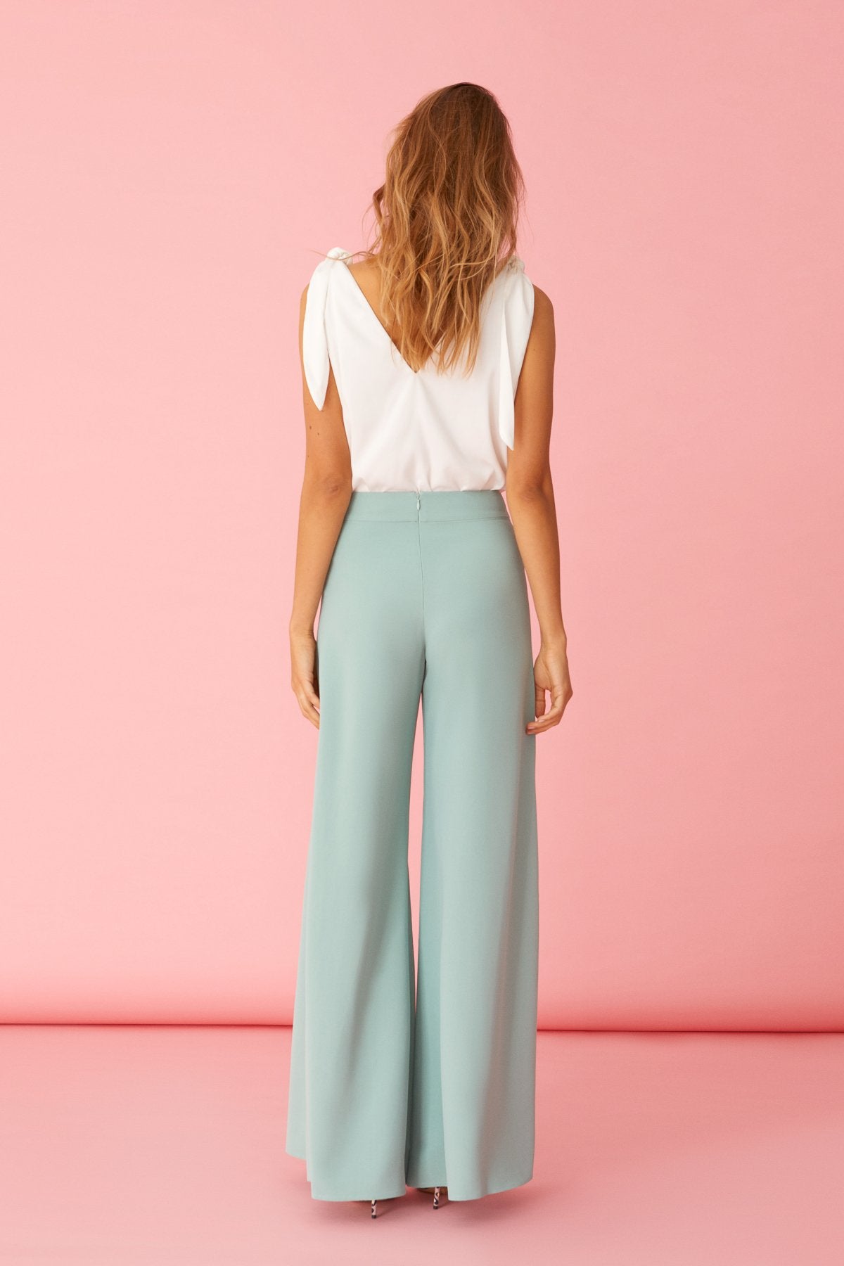 Traje Chaqueta Cornelia & Pantalon Lyn Verde · Pretty in Pink · - Bruna