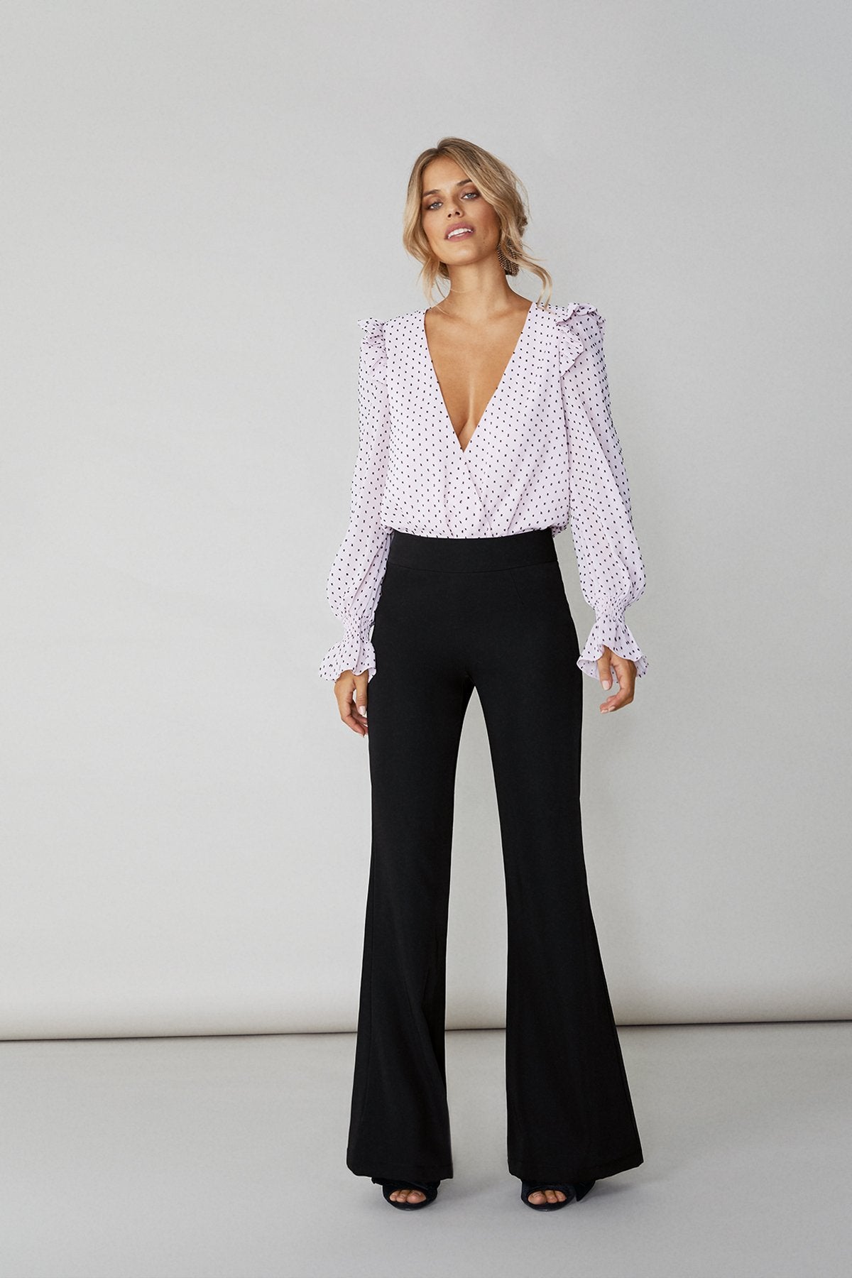 Traje Chaqueta Mali + Pantalón Didi Negro · Lady B · - Bruna