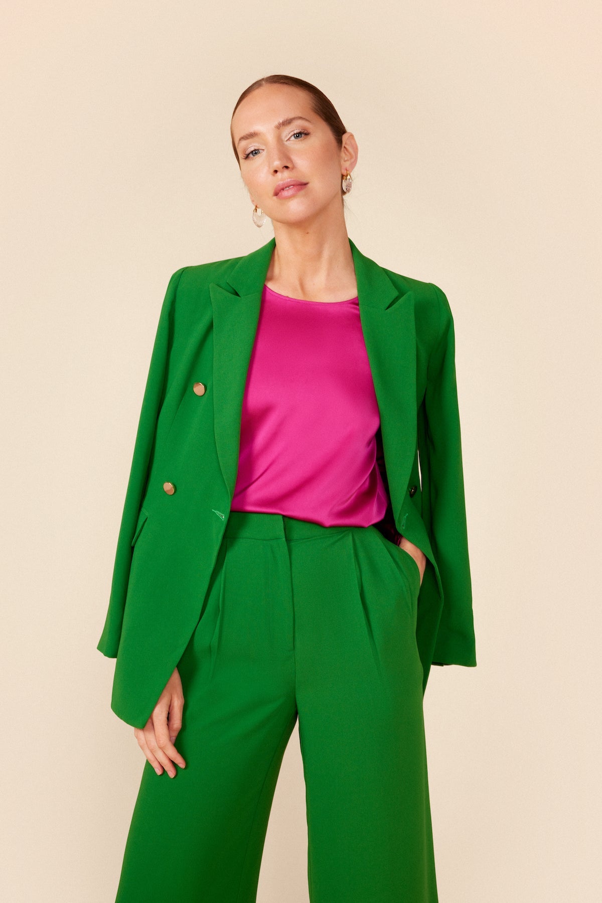 Traje de Chaqueta Bibi + Pantalon Libi Esmeralda · Hamptons · - Bruna