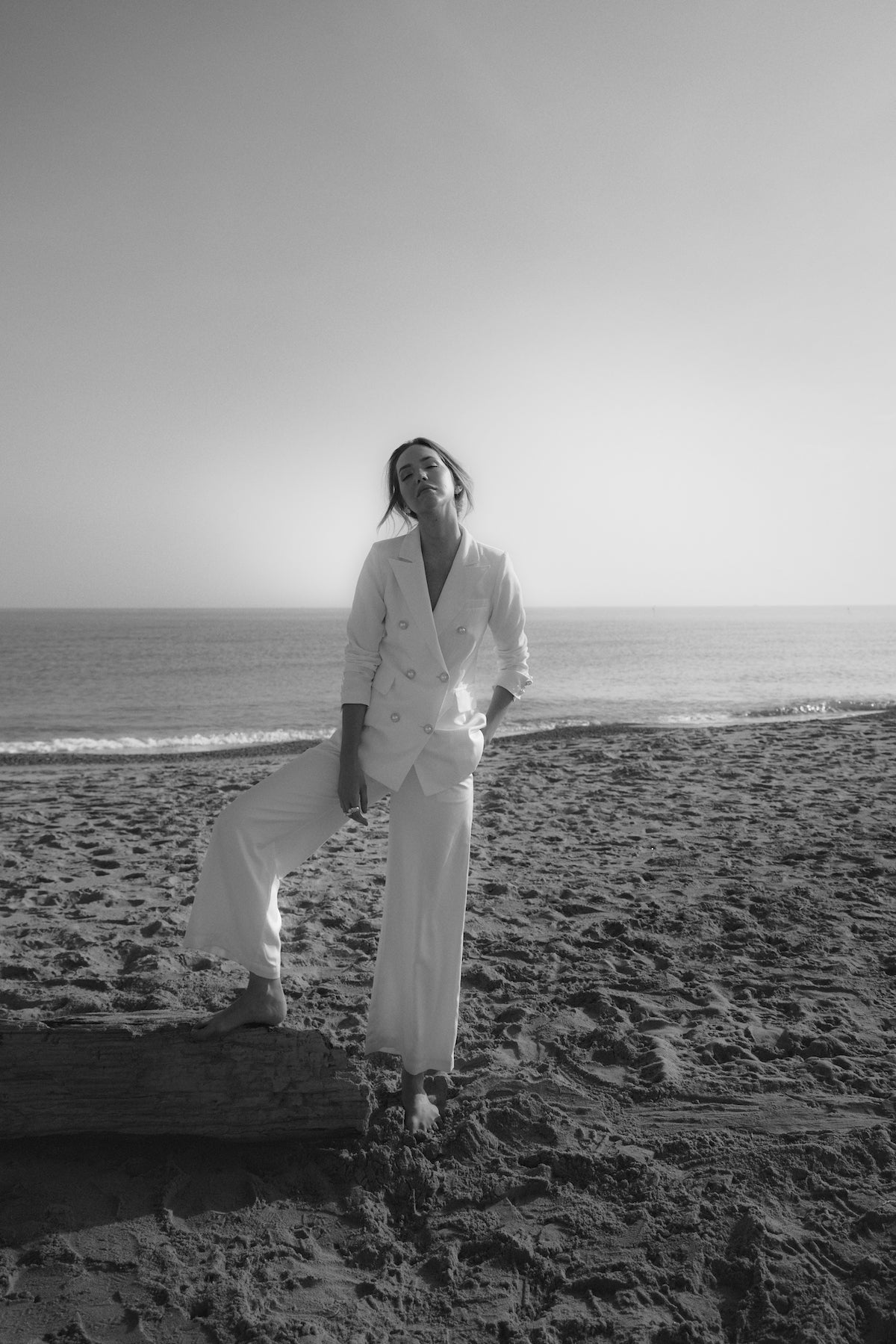 Traje de Chaqueta de Novia Bibi + Libi · LOVE · - Bruna