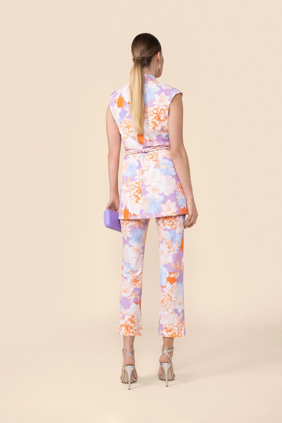 Traje Janine · Le Jardin · - Bruna